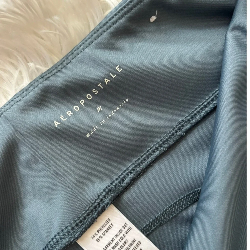 Aeropostale Womens High Waisted Leggings Athleisure Active Pockets Womens Medium